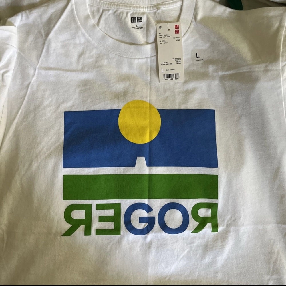 Uniqlo Roger Federer Tshirt RARE